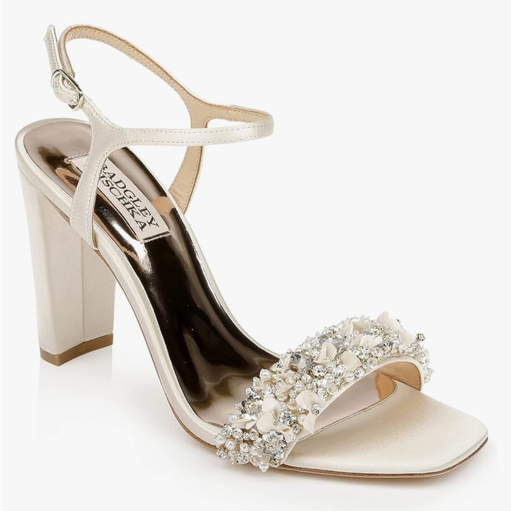 Badgley Mischka Teenie Heels - Nude Satin (8.5)